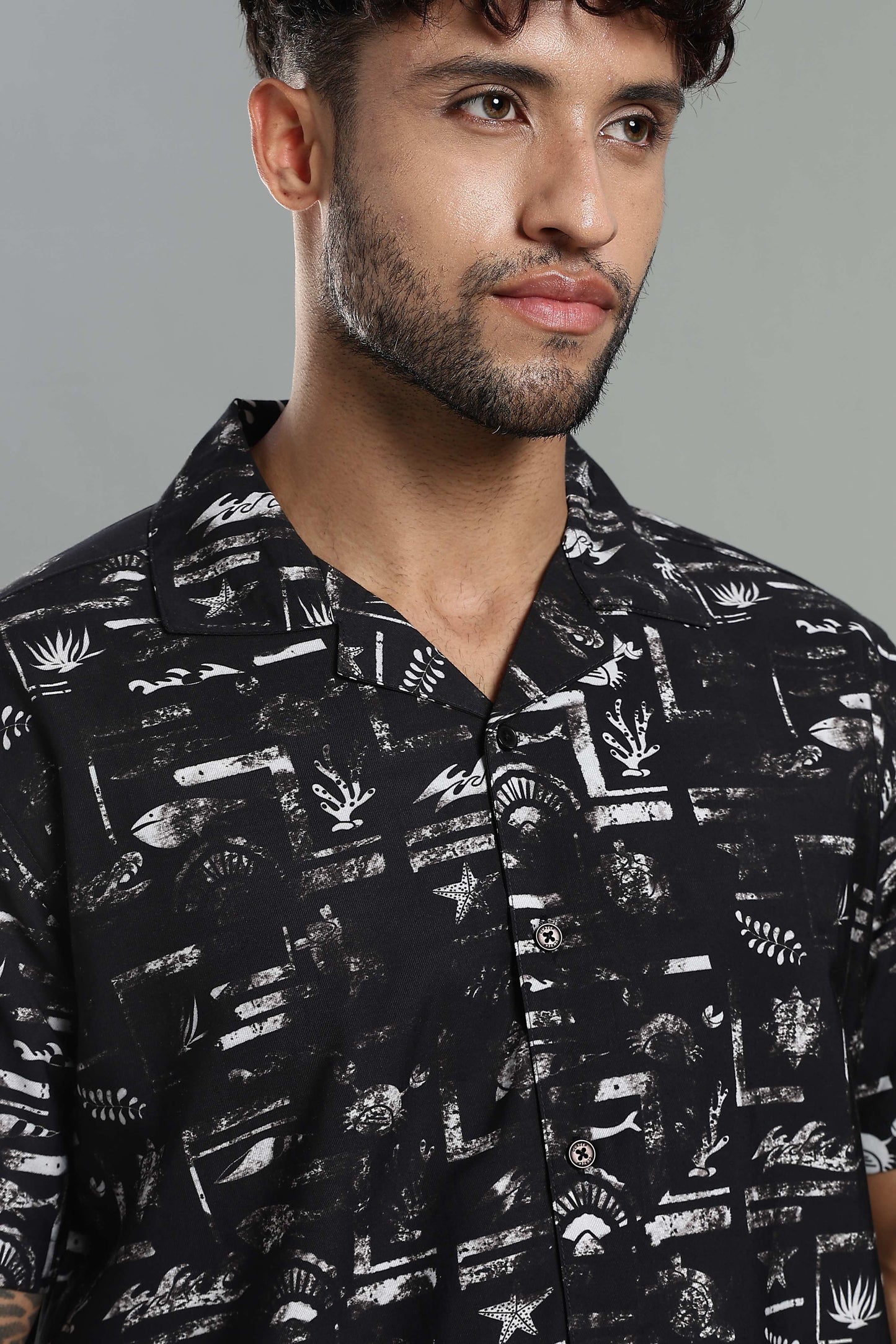 Relaxed-Fit Printed Cuban Collar Shirt in Black and White