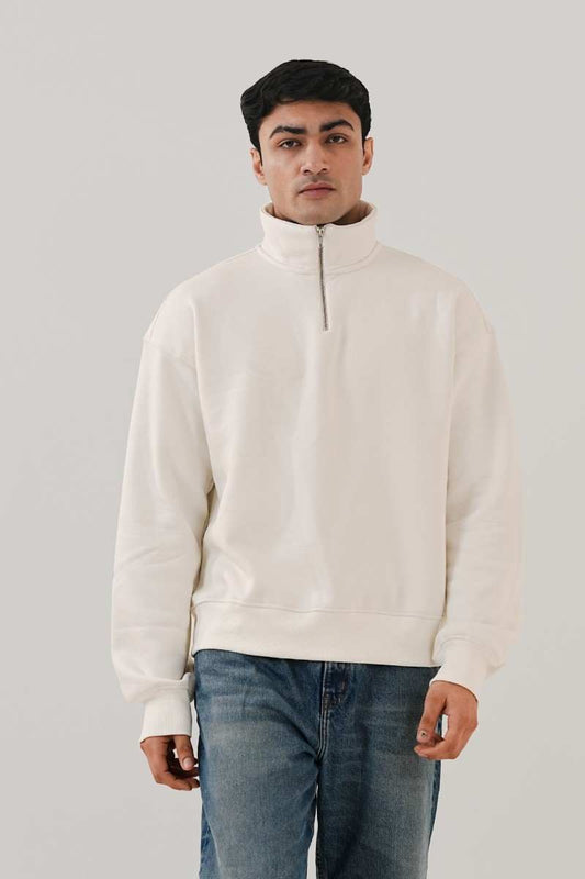 Essential White Zipper Sweatshirt
