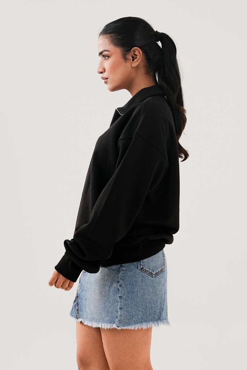Essential Black Zipper Sweatshirt