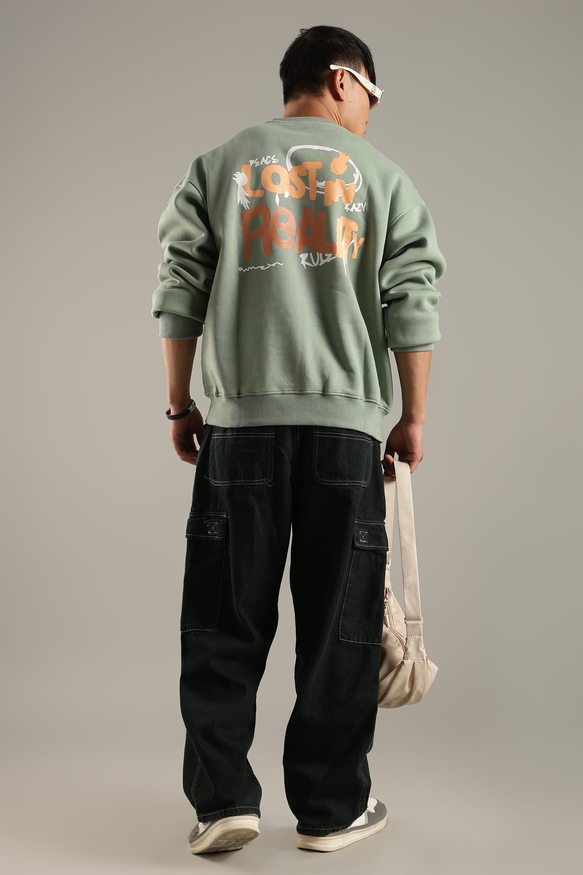 Lost in reality Sweatshirt